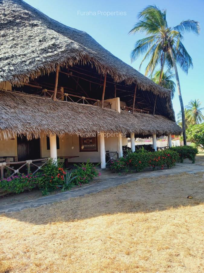 4 Bed Villa with En Suite in Malindi - 1