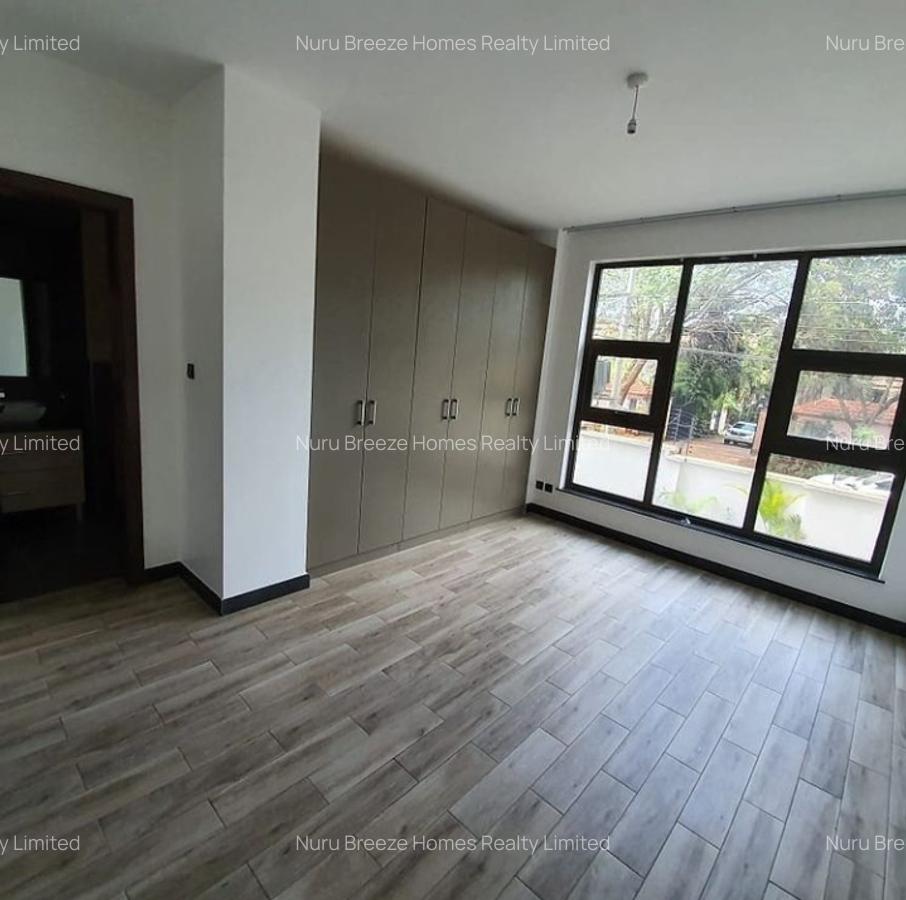 4 Bed Apartment with En Suite in General Mathenge - 6