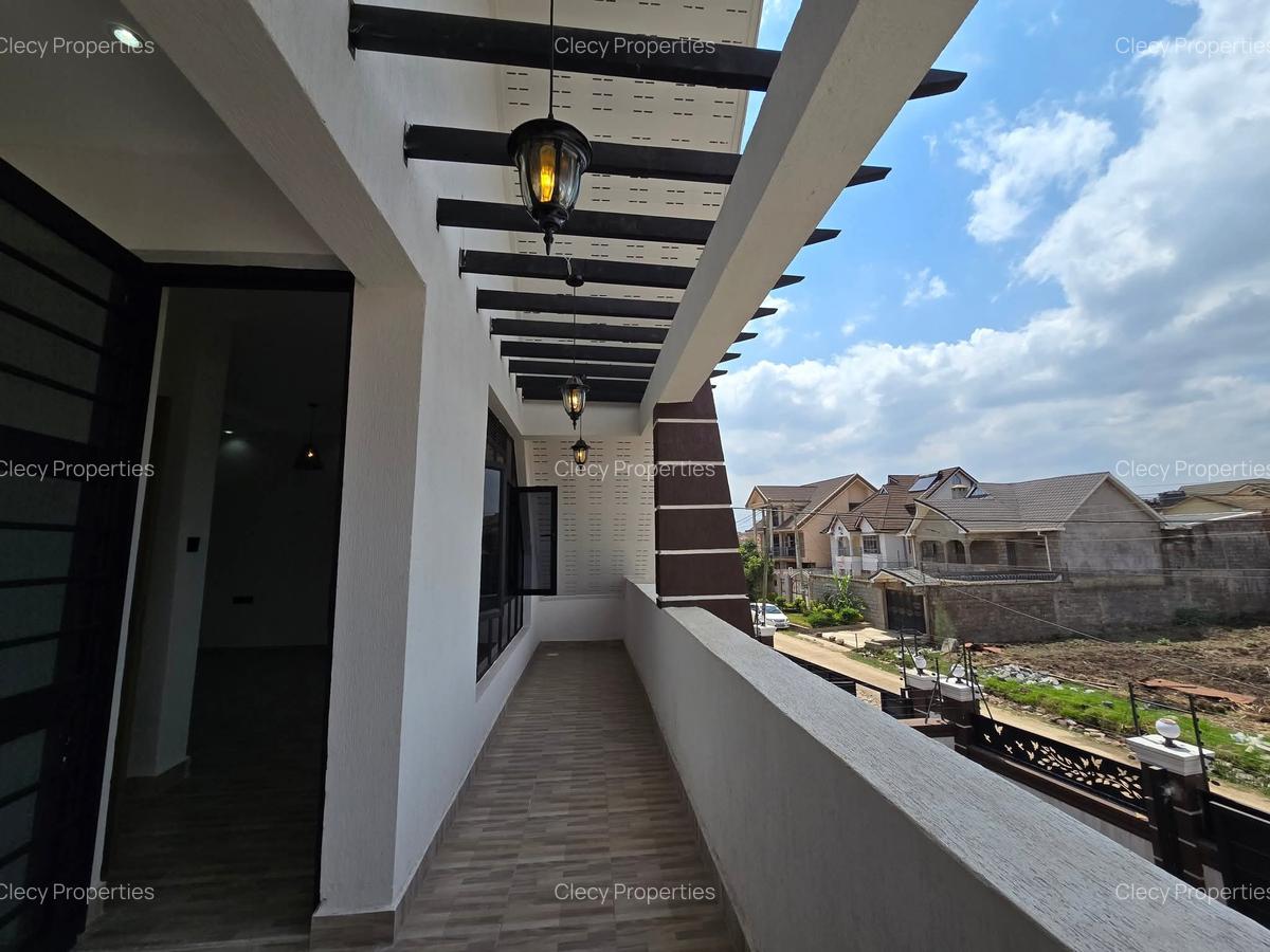 5 Bed House with En Suite at Membley - 10
