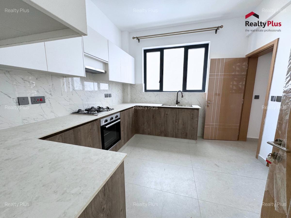 3 Bed Apartment with En Suite at Brookeside Drive - 14