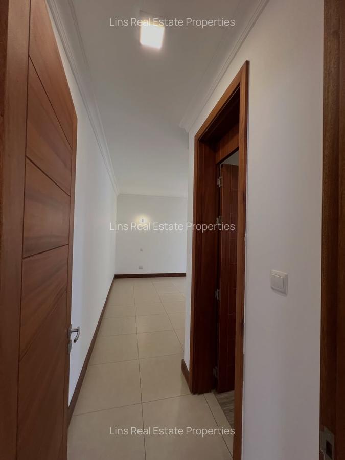 2 Bed House with En Suite in Runda - 12