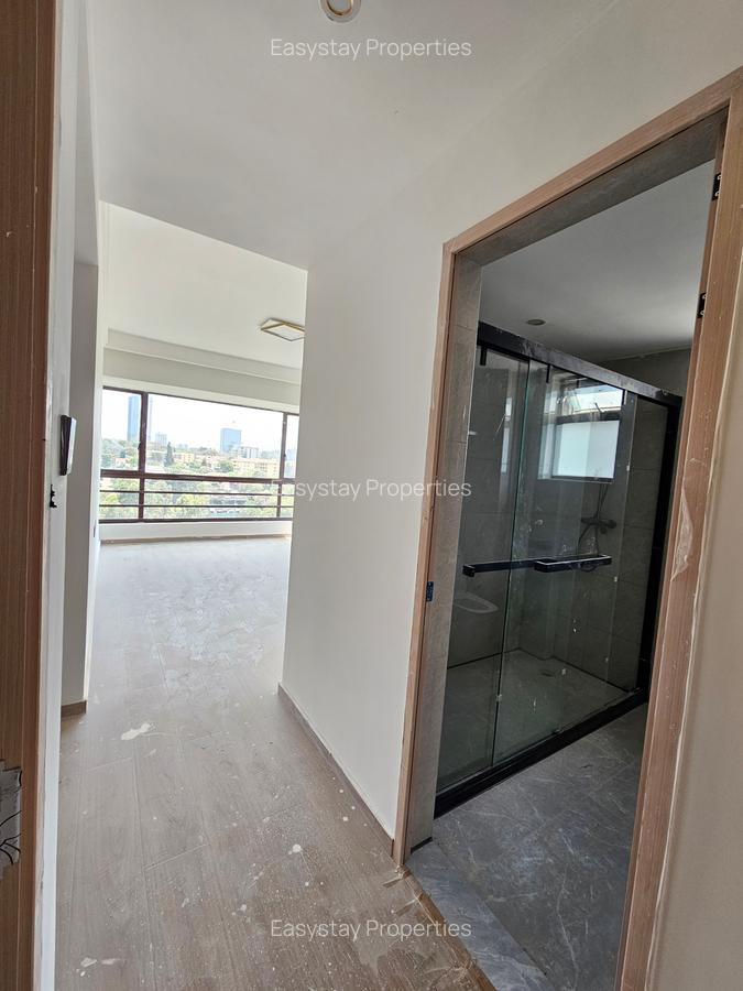 3 Bed Apartment with En Suite in Riverside - 6