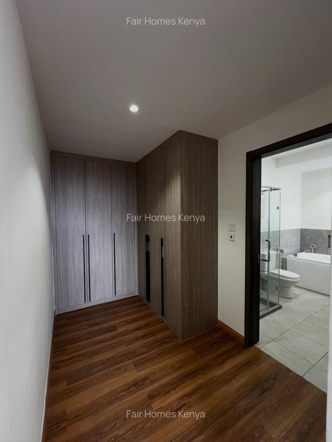 3 Bed Apartment with En Suite at Oloitoktok Road - 5