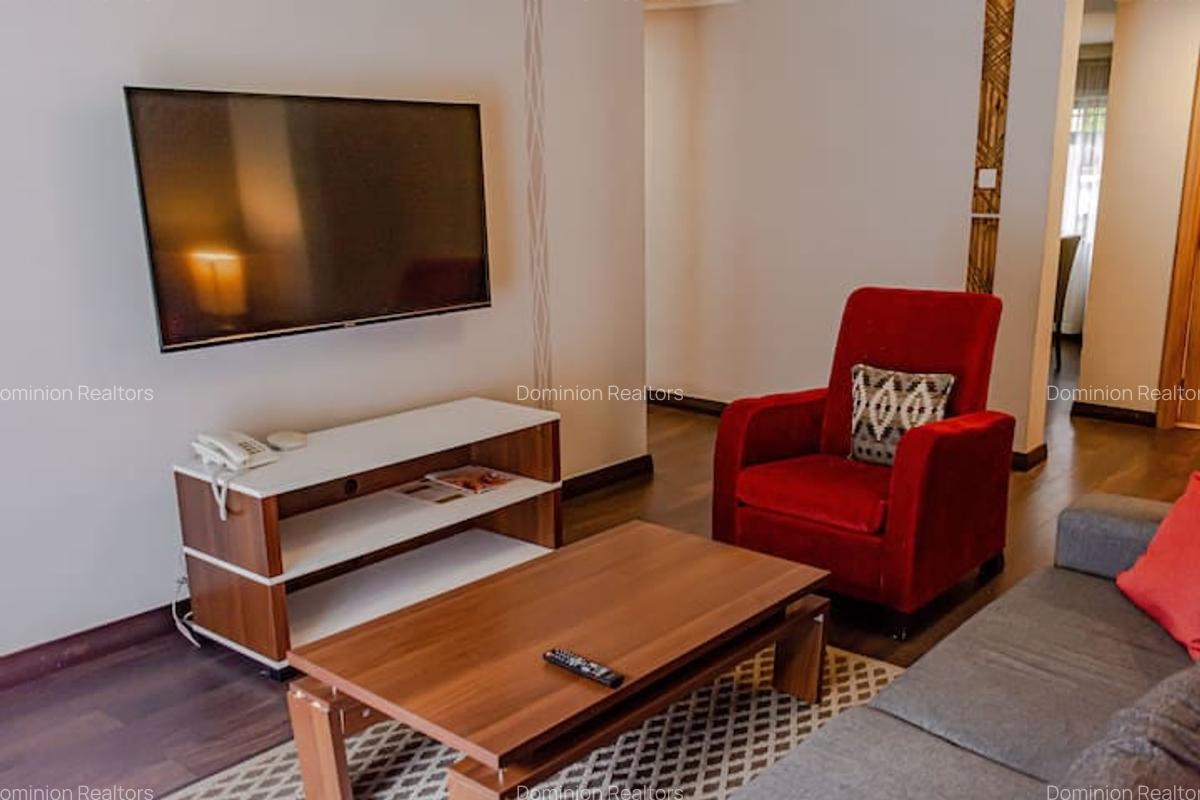 Serviced 1 Bed Apartment with En Suite at Kolobot Drive - 3