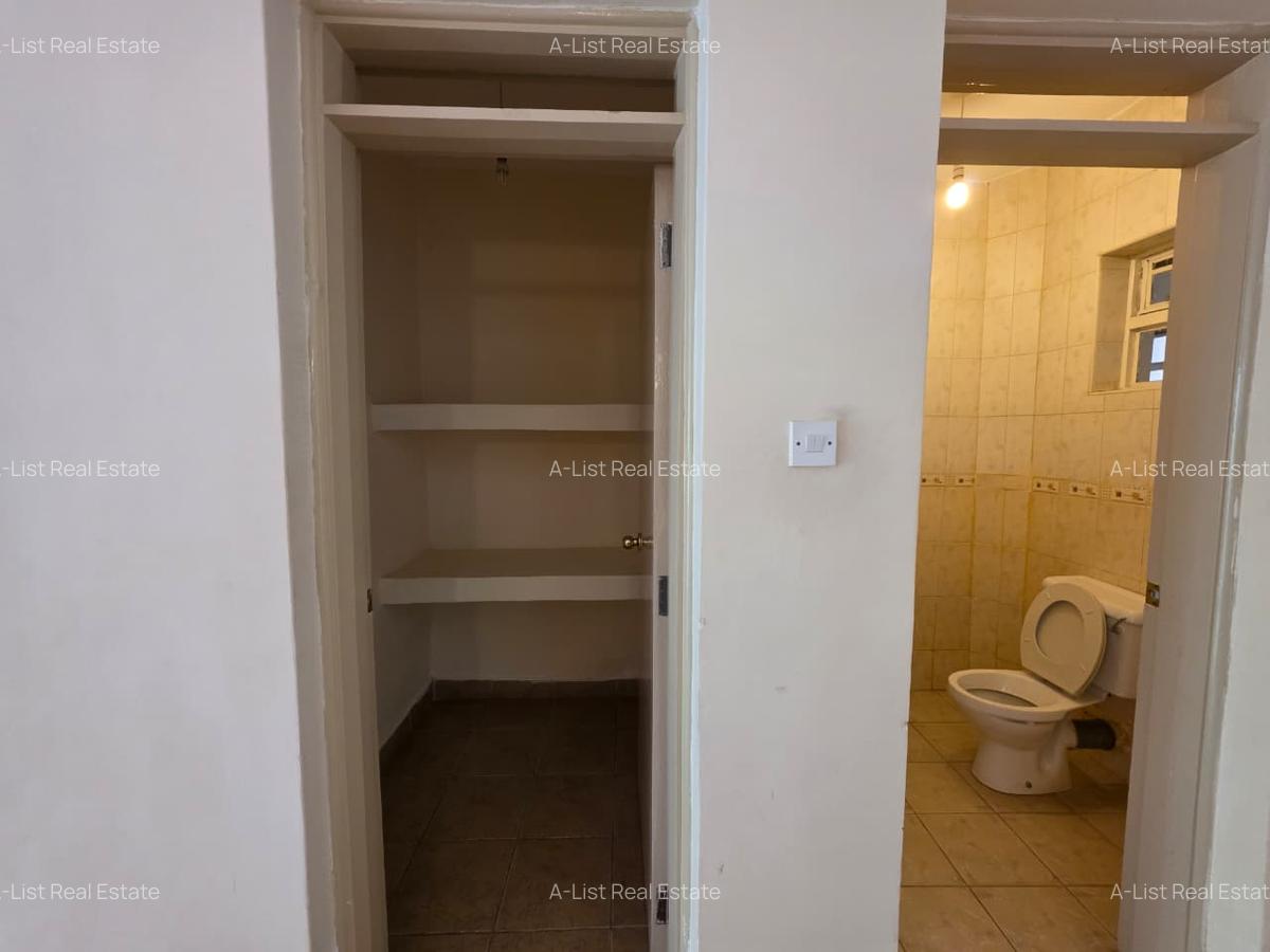 1 Bed Apartment with En Suite at Riverside Drive - 8