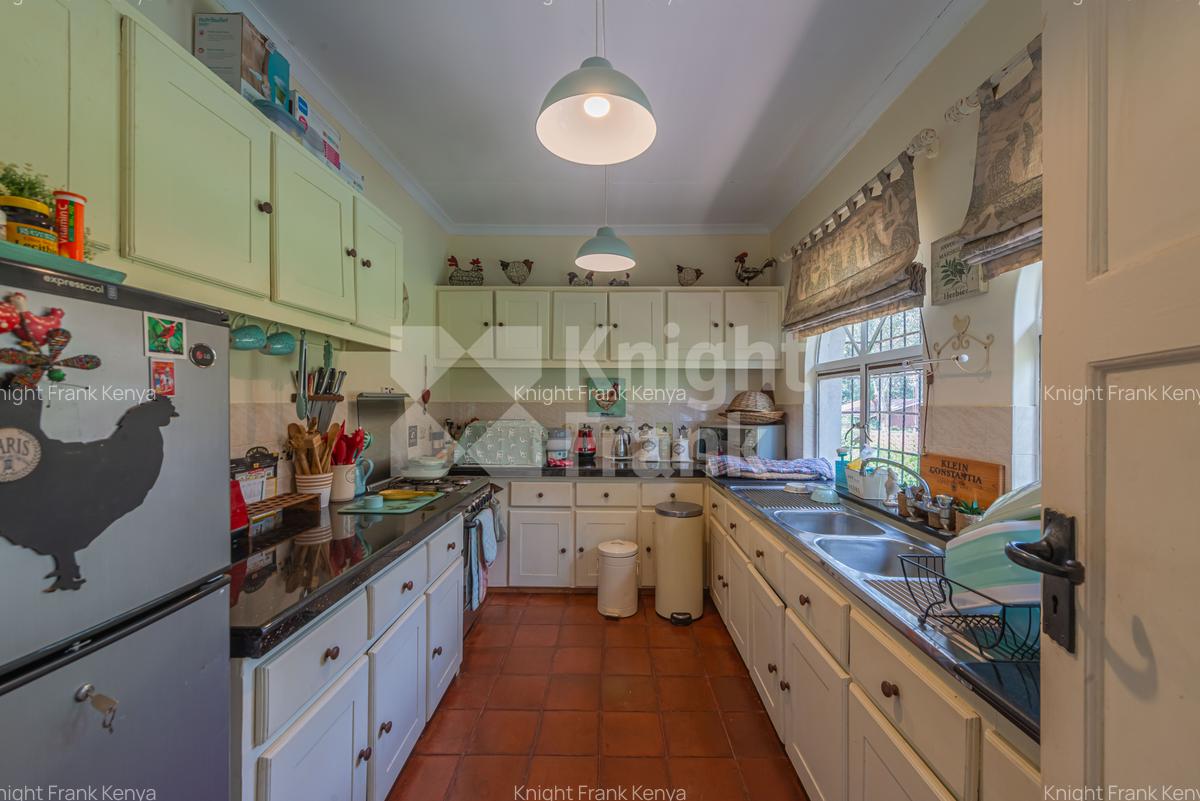3 Bed House with Garden in Kiambu Road - 5