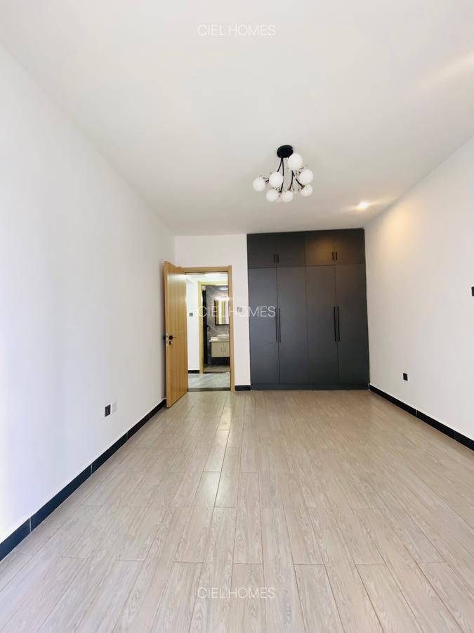 1 Bed Apartment with Swimming Pool at Wood Avenue - 6