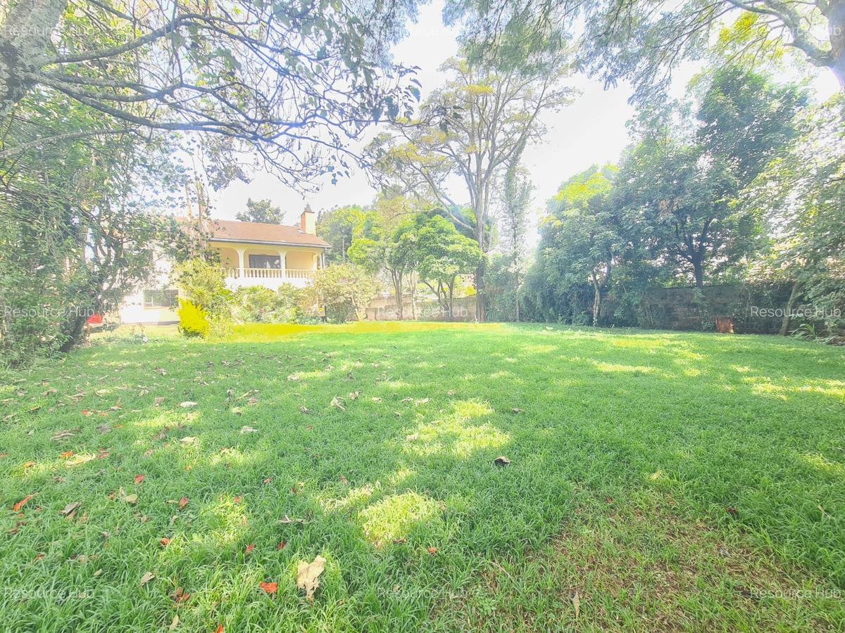 5 Bed House with En Suite at Nyari - 1