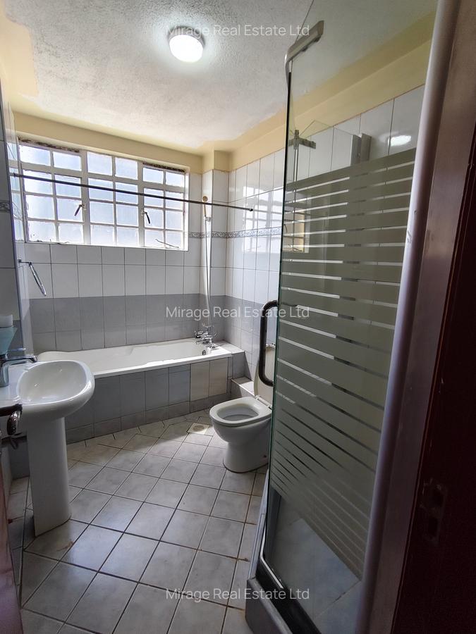 4 Bed Apartment with Parking in Kileleshwa - 12