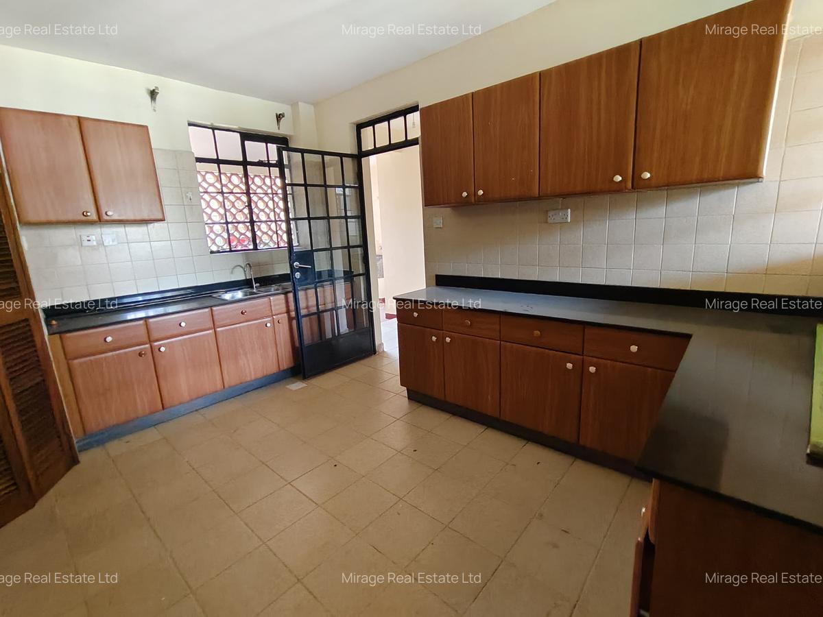 3 Bed Apartment with Swimming Pool in State House - 9