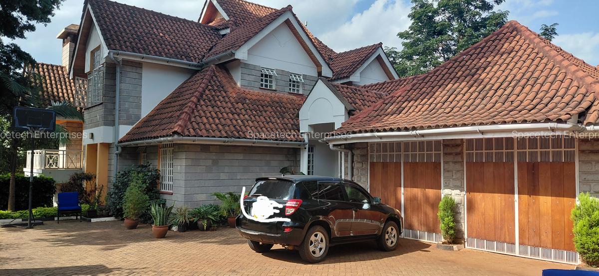 5 Bed Townhouse with En Suite in Kitisuru - 1