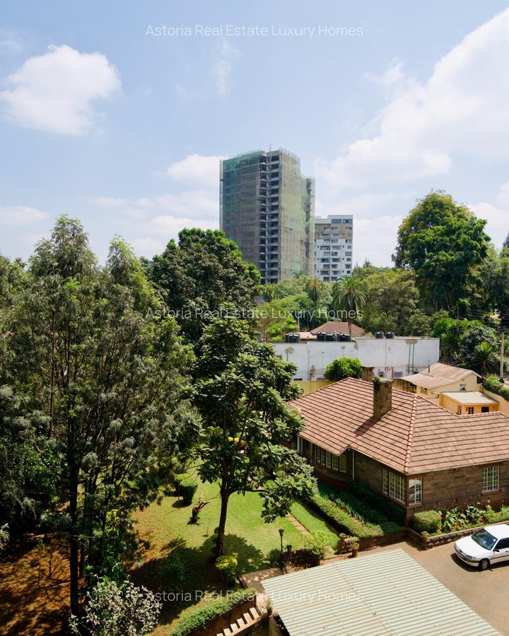 3 Bed Apartment with En Suite at 2026-429 - 5