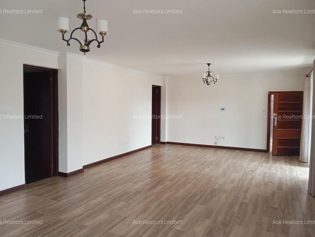 5 Bed Apartment with En Suite at Spring Valley - 8