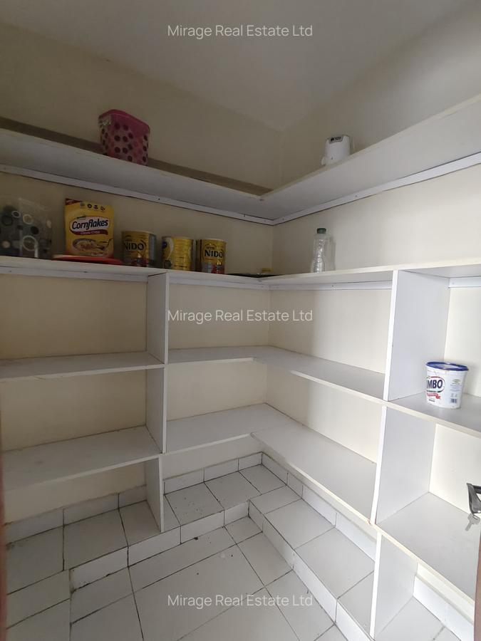 3 Bed Apartment with En Suite in Kilimani - 18