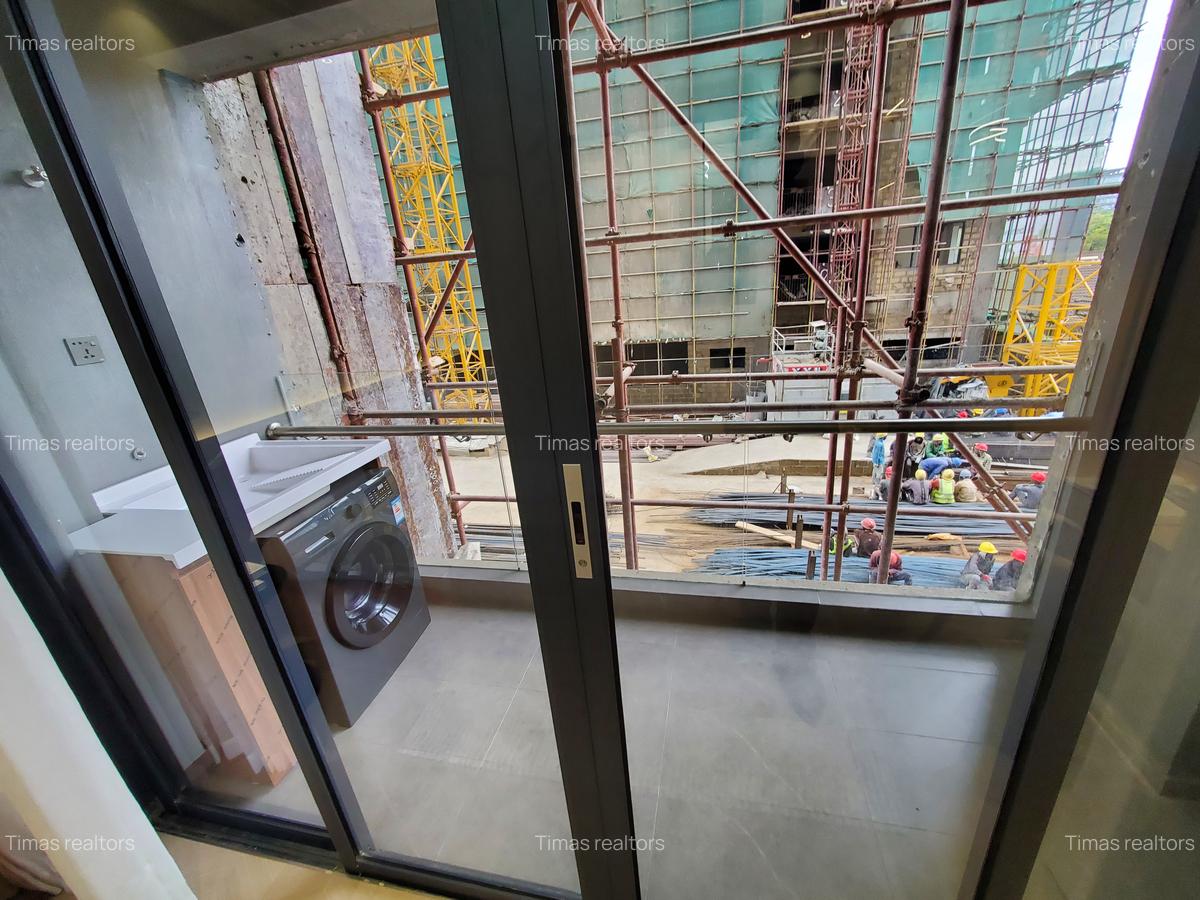 1 Bed Apartment with En Suite at Westlands - 5