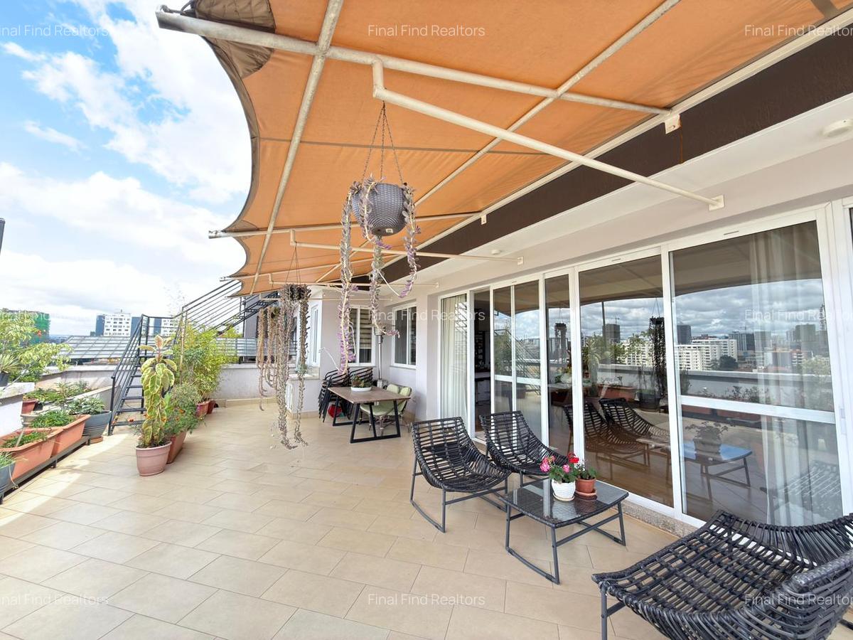 Serviced 3 Bed Apartment with En Suite in Parklands - 13