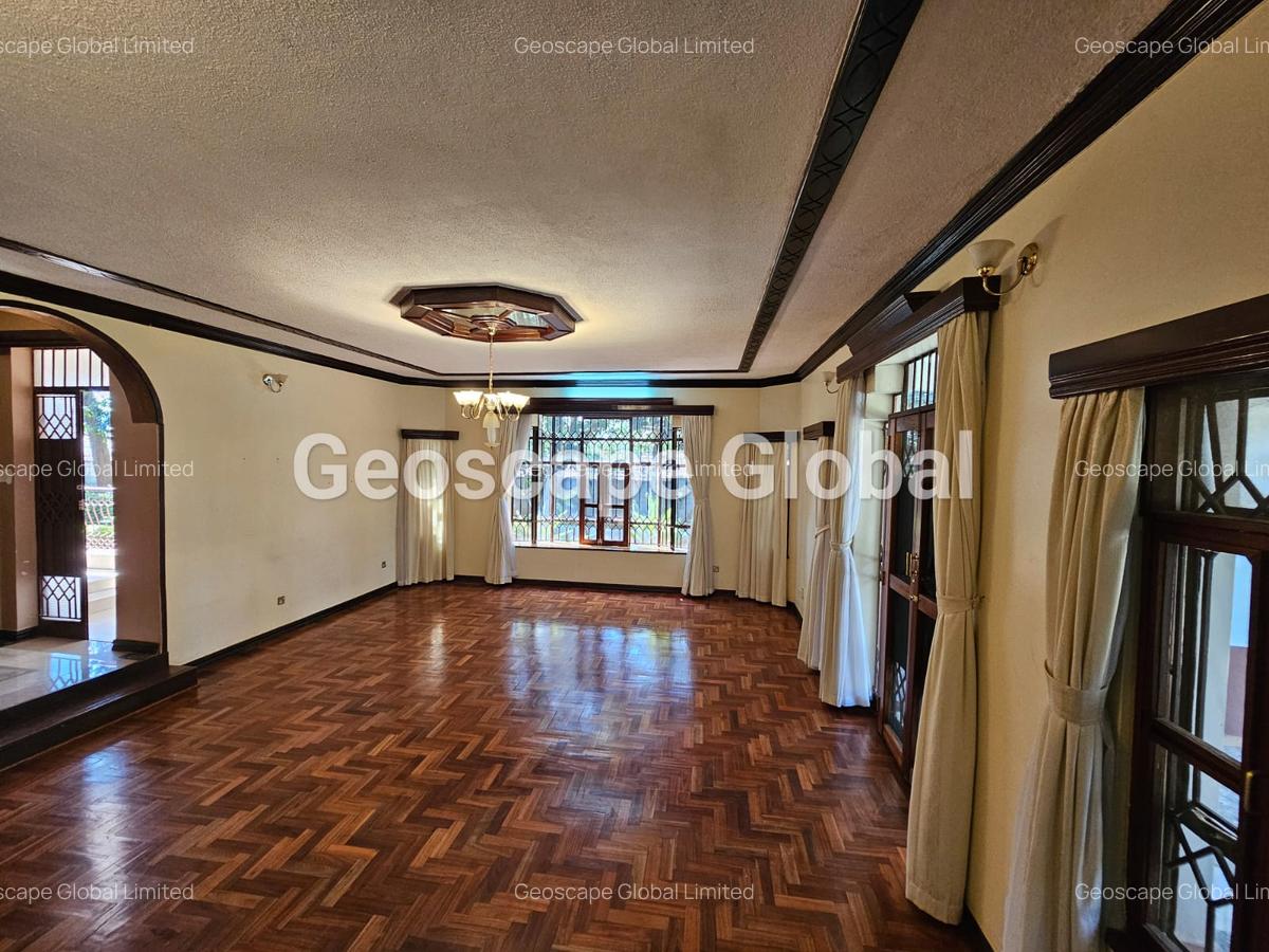 4 Bed House with En Suite in Runda - 5