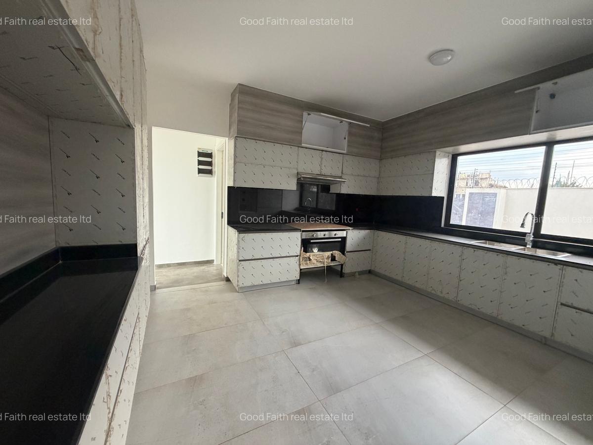 4 Bed Villa with En Suite in Kiambu Road - 3