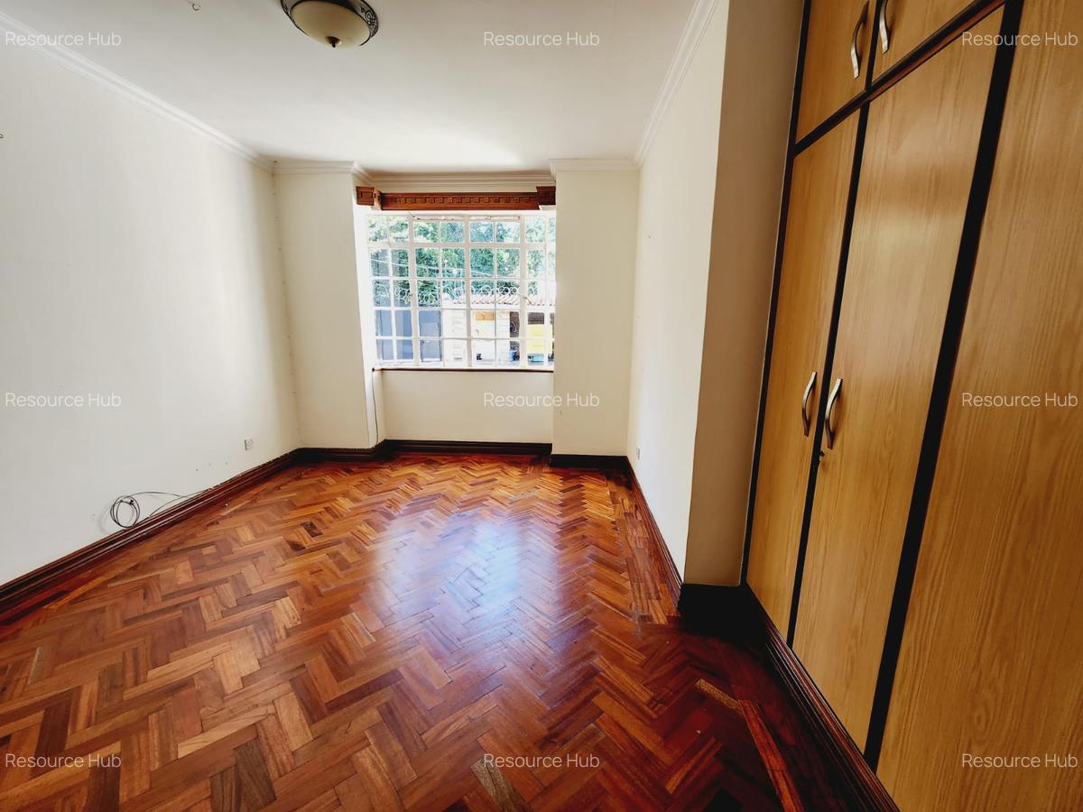 3 Bed Townhouse with En Suite at Peponi Road - 15