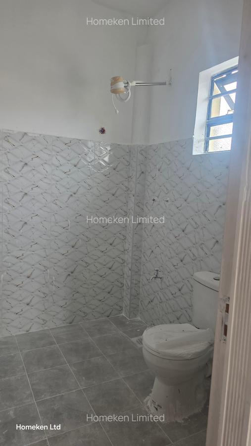 3 Bed House with En Suite at Utumish Court 1 - 8