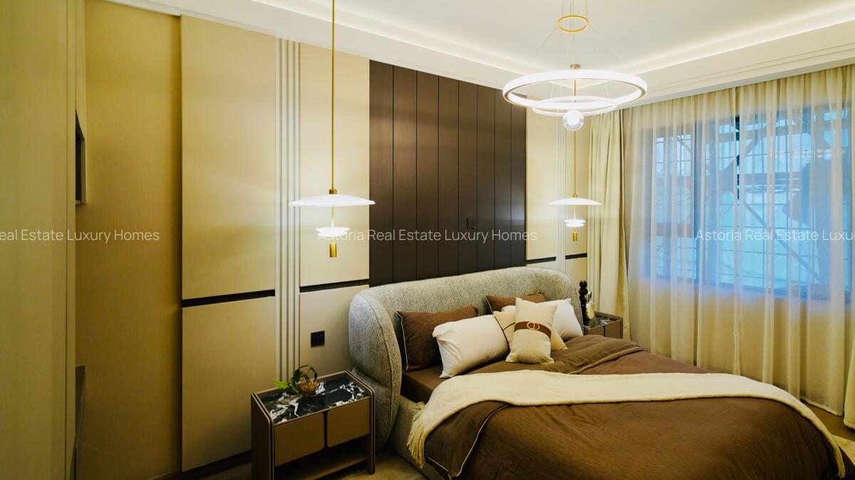 5 Bed Apartment with En Suite at 2026-107 - 19