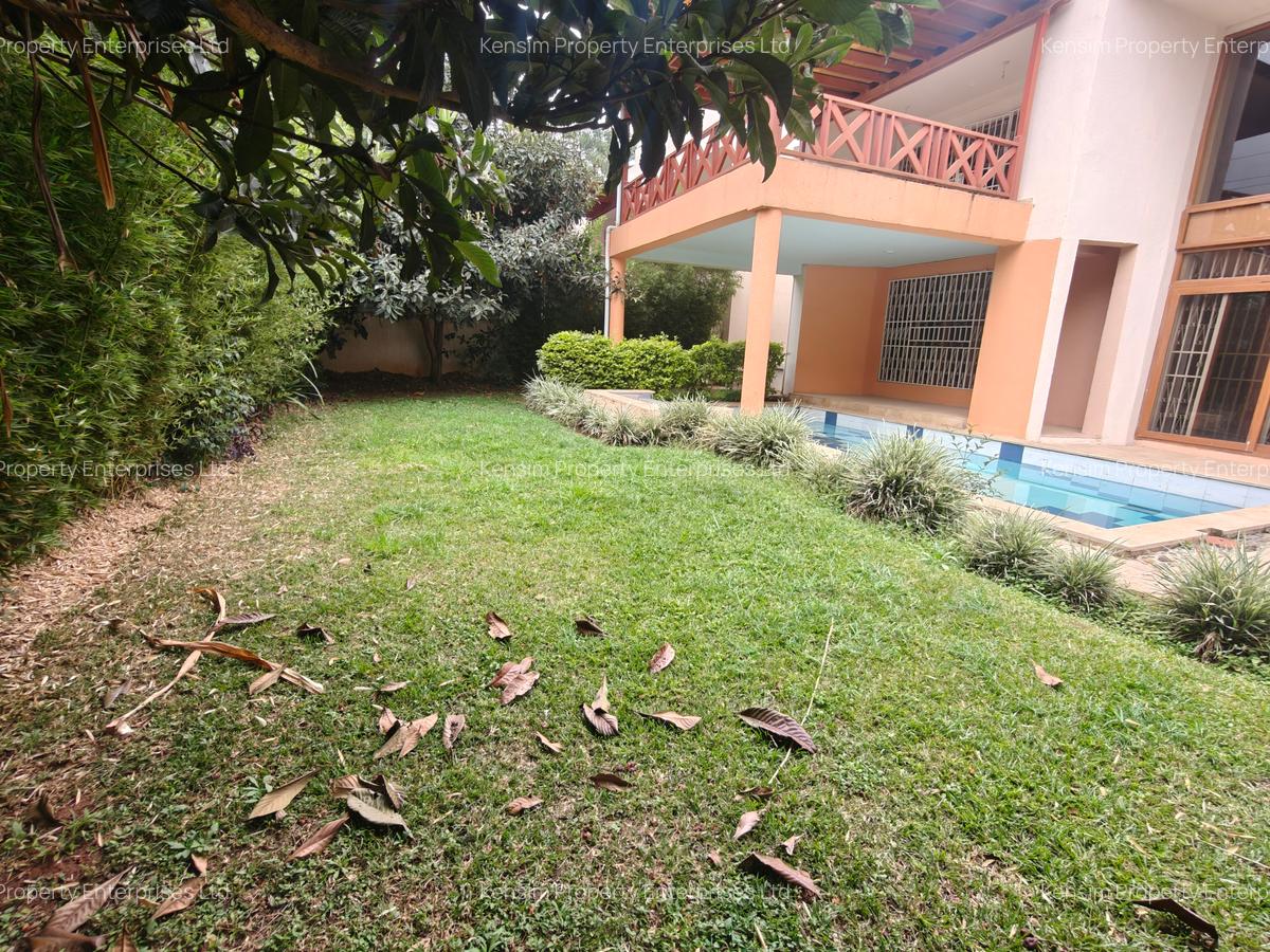 5 Bed Townhouse with En Suite in Lavington - 18