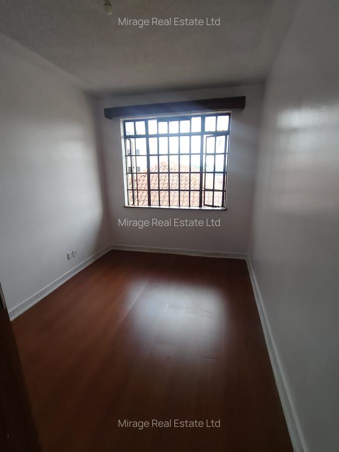 4 Bed Apartment with Swimming Pool in Kileleshwa - 18