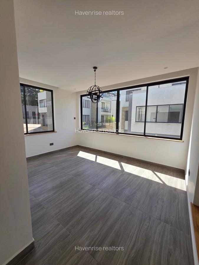 5 Bed Townhouse at Lavington - 7