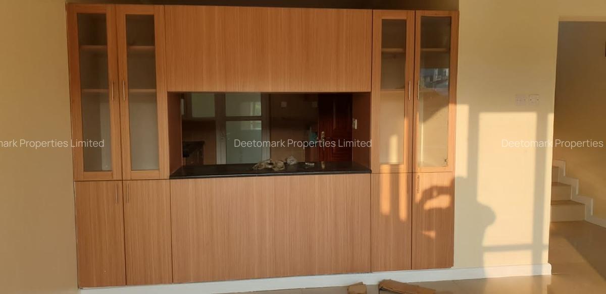 4 Bed Townhouse with En Suite at Langata - 7