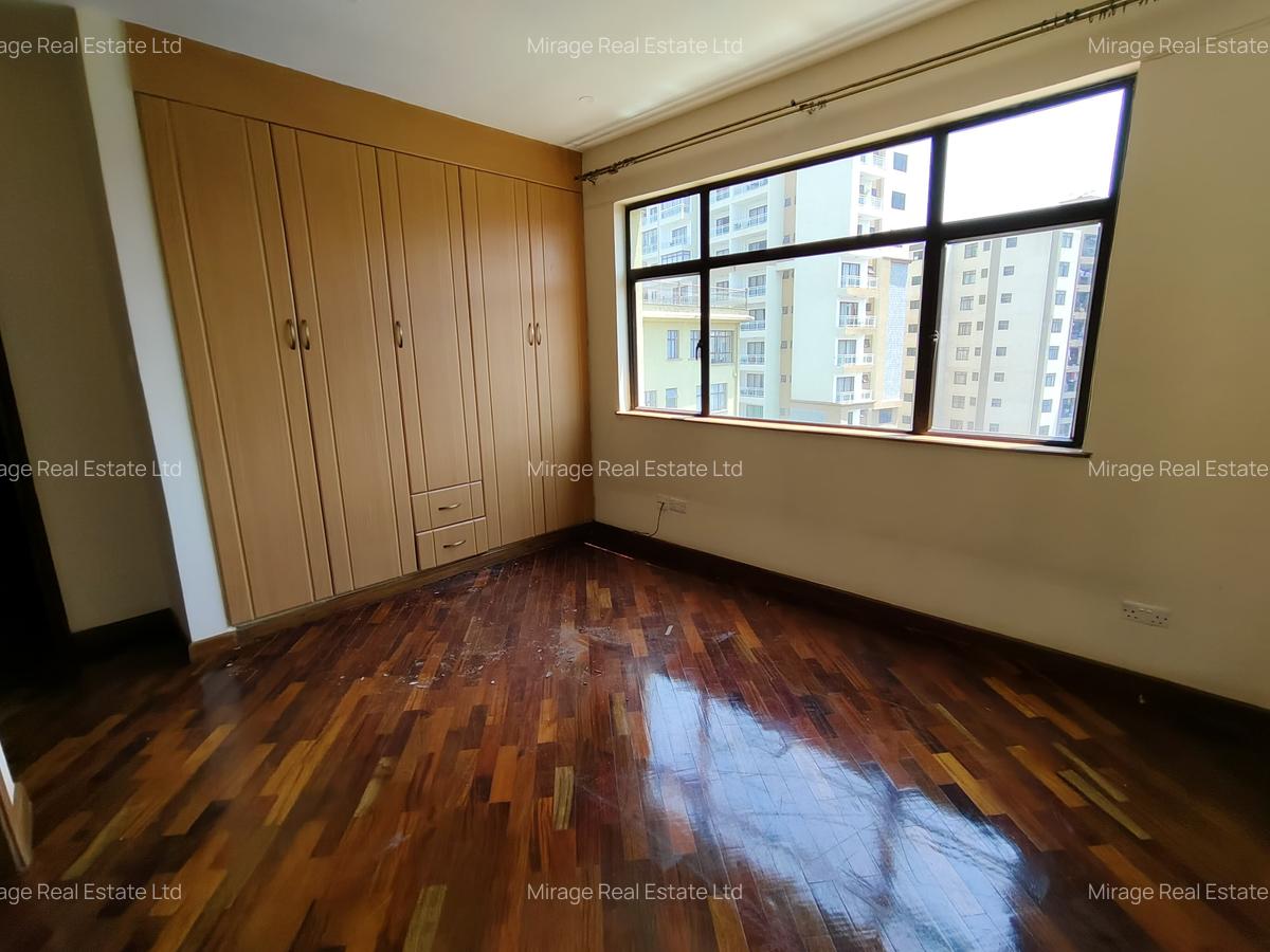 3 Bed Apartment with En Suite in Kilimani - 9