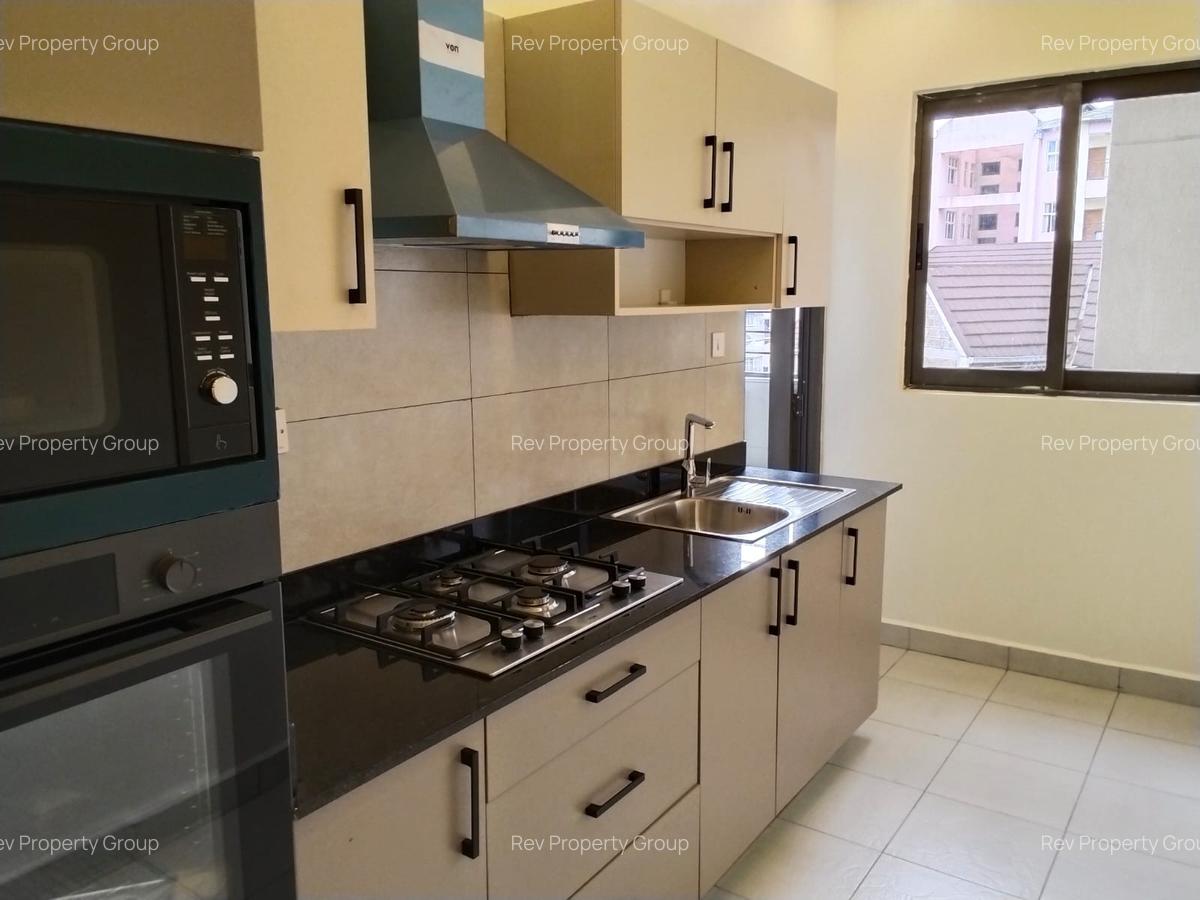 2 Bed Apartment with En Suite in Kilimani - 5