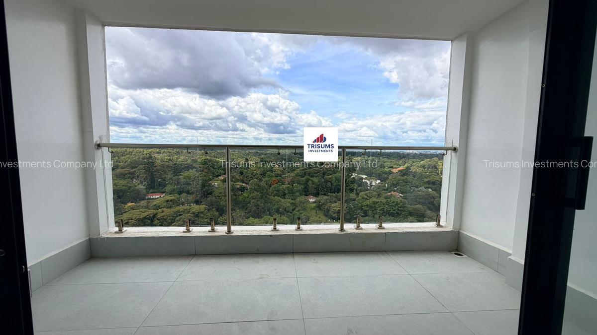 4 Bed Apartment with En Suite in Parklands - 15