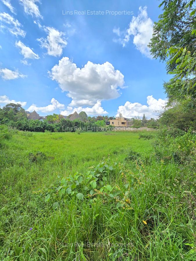Residential Land in Runda - 1