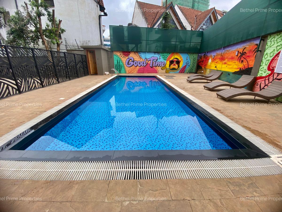 2 Bed Apartment with En Suite in Brookside - 5