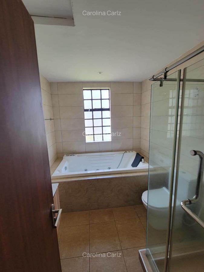 4 Bed Villa with En Suite in Kitisuru - 5