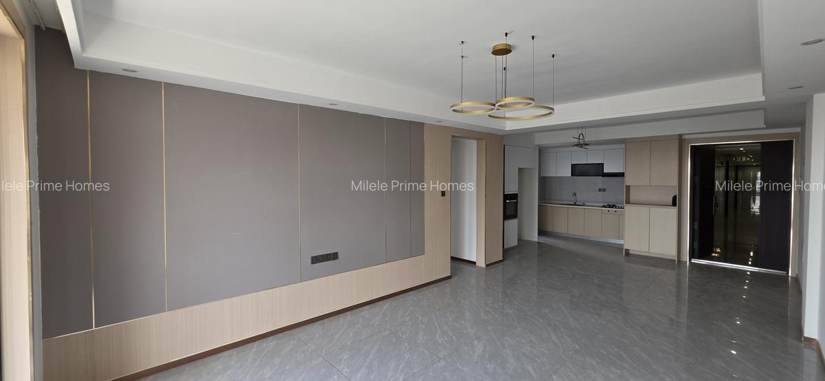 Serviced 3 Bed Apartment with En Suite at Riverside - 3