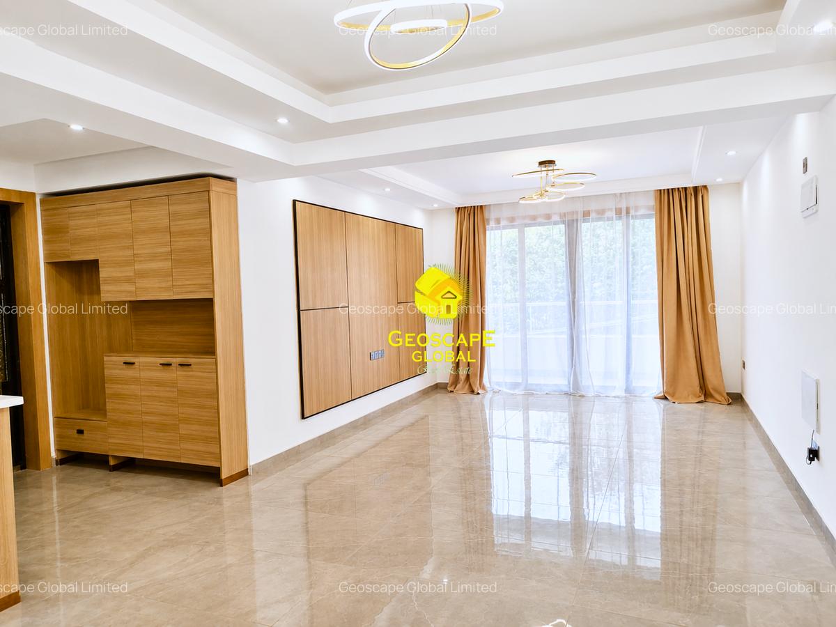 3 Bed Apartment with En Suite in Riverside - 1