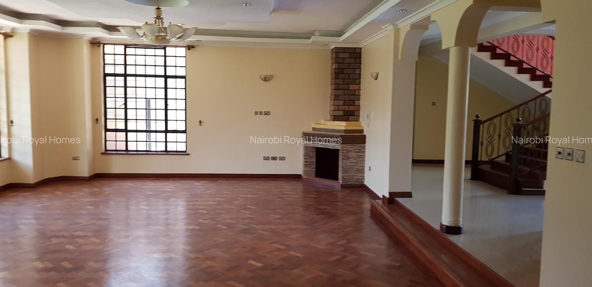 5 Bed House with En Suite at Runda Road - 18