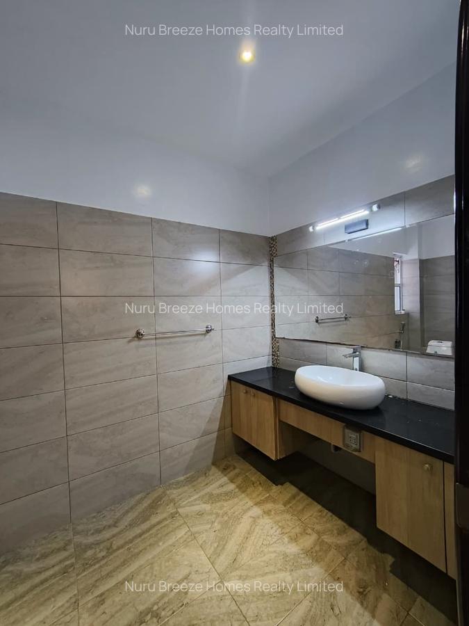 3 Bed Apartment with En Suite in Kileleshwa - 5