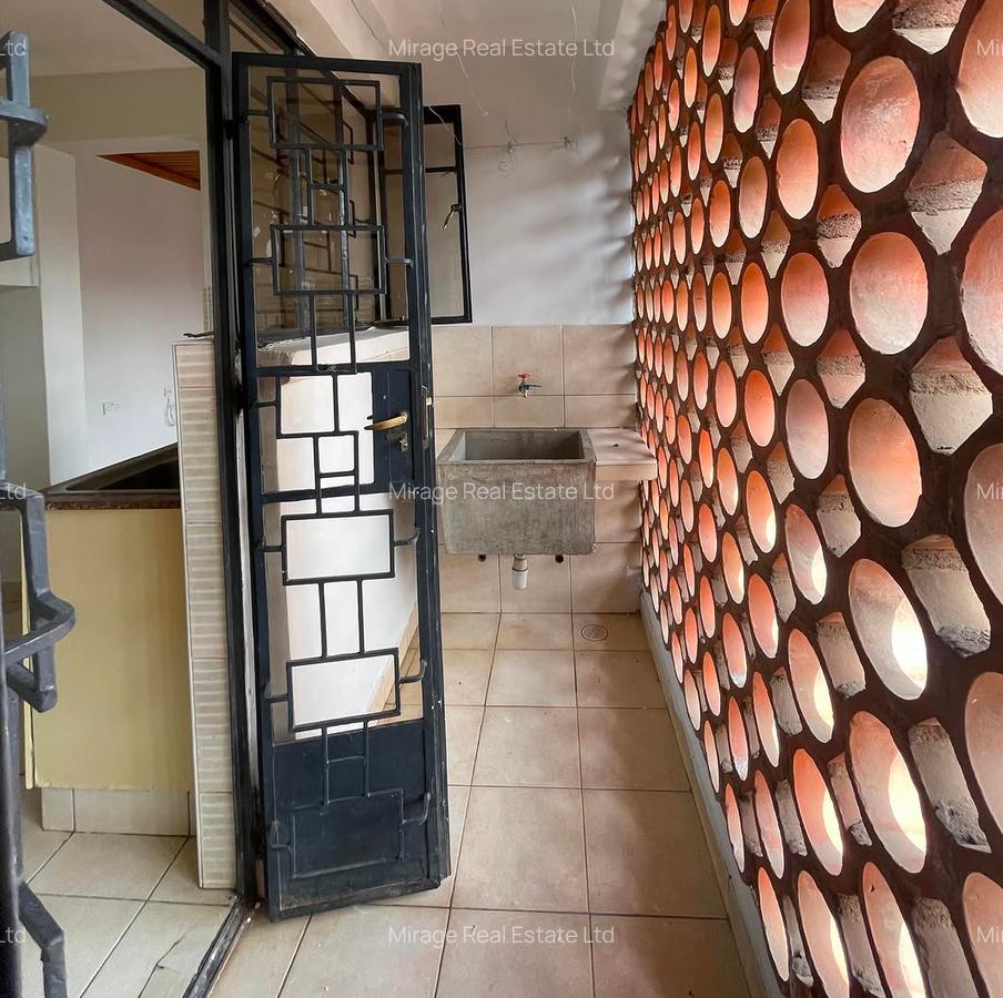 2 Bed Apartment with Swimming Pool in Lavington - 7