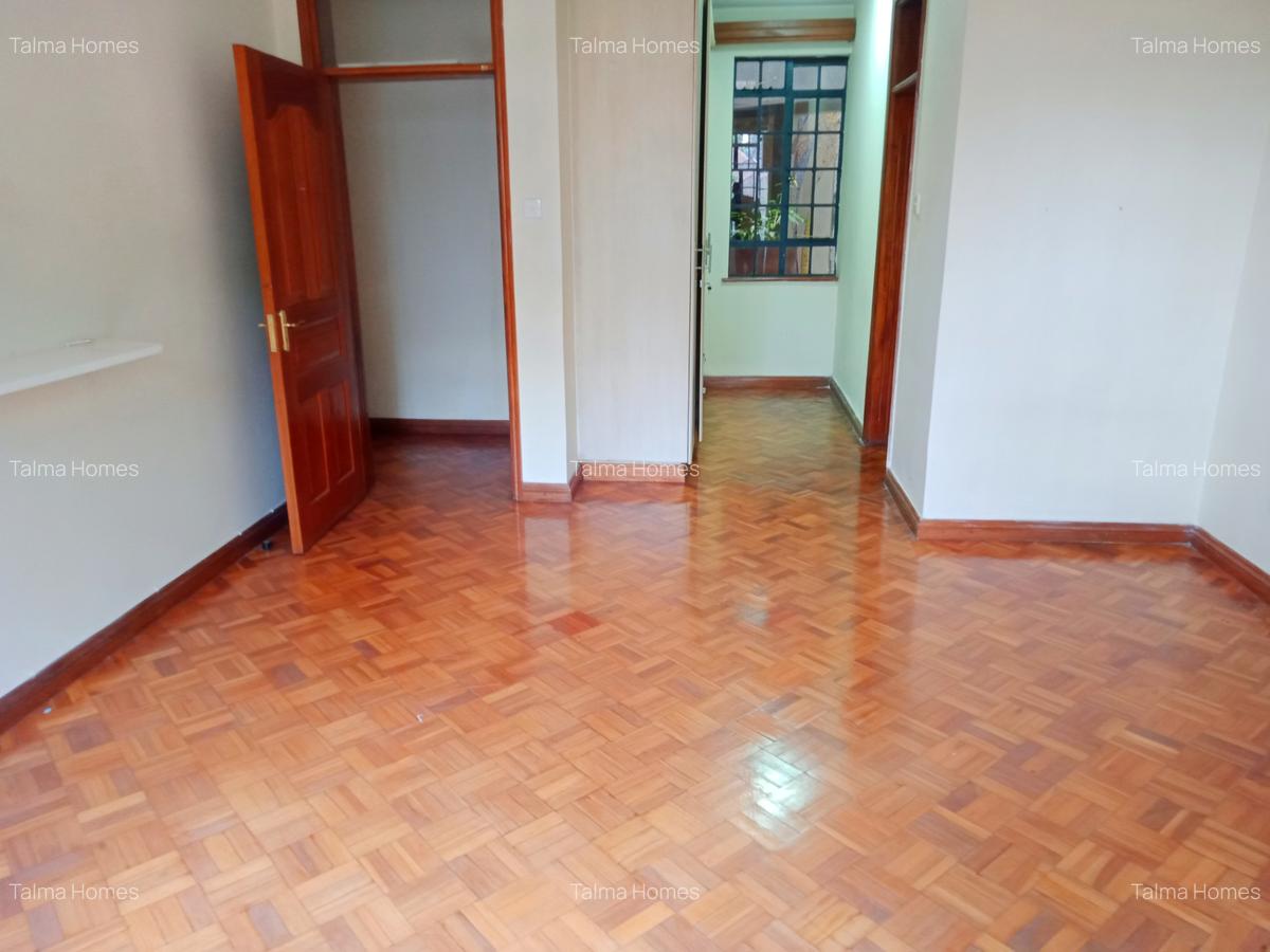 5 Bed Apartment with En Suite at Rhapta Road - 13