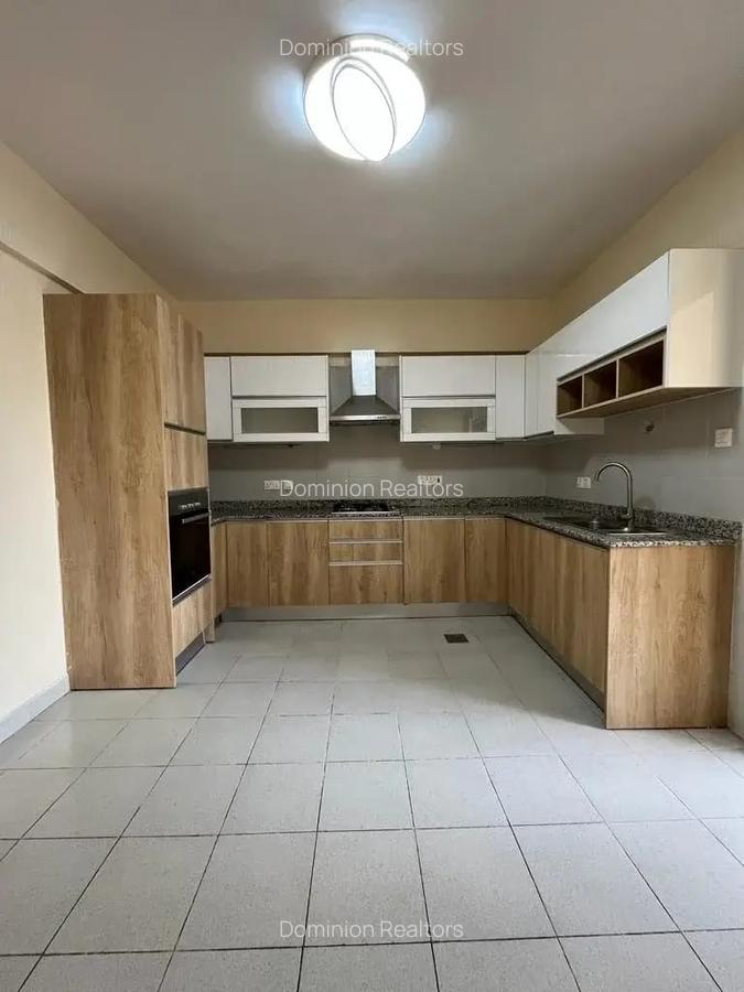 2 Bed Apartment with En Suite at Mandera Road - 4