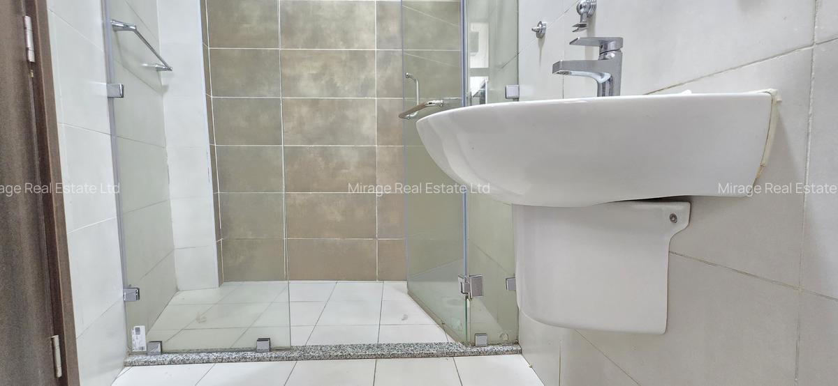 2 Bed Apartment with Swimming Pool in Hurlingham - 5
