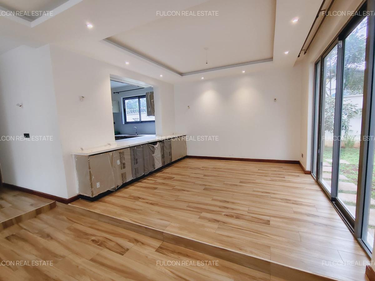 6 Bed Villa with En Suite in Lavington - 14