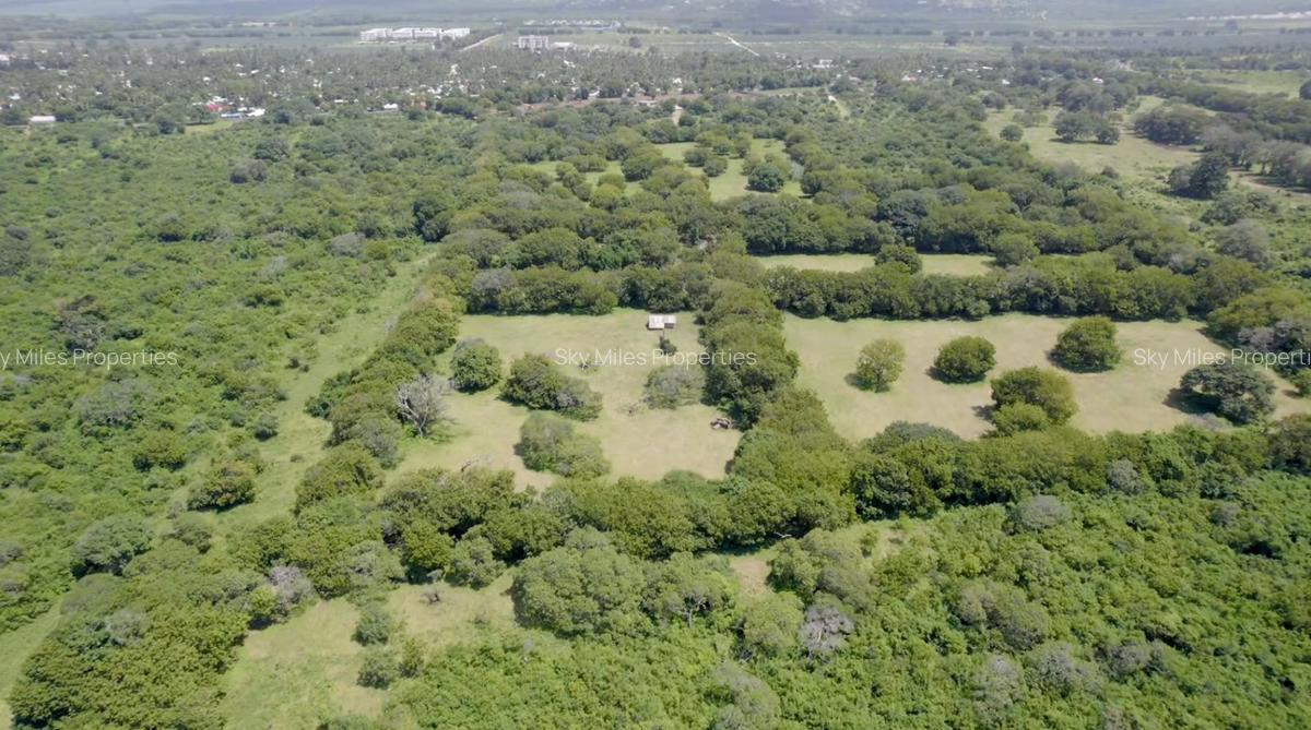 1,000 m² Land at Kuruwitu - 15