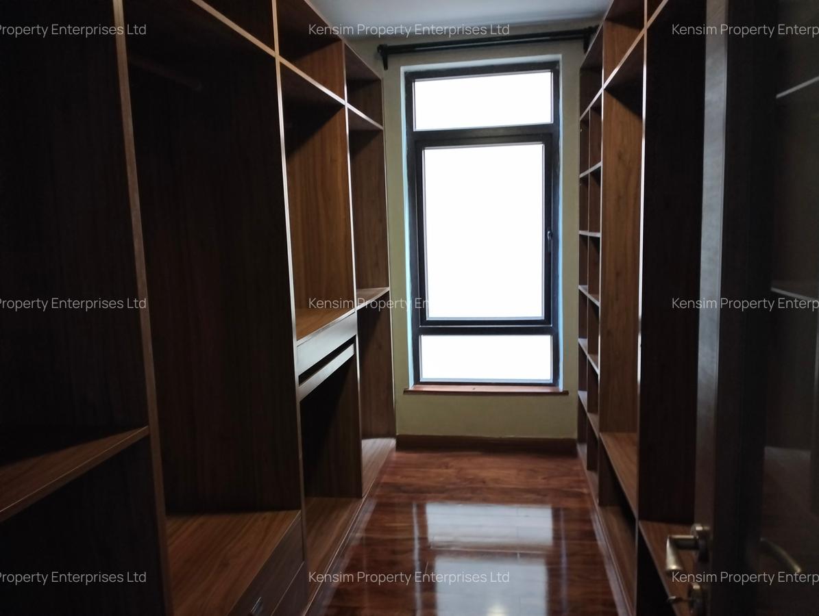 5 Bed Townhouse with En Suite in Lavington - 14