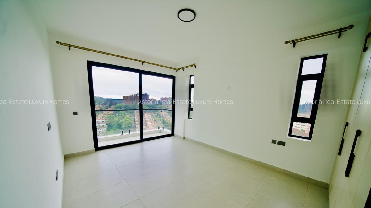3 Bed Apartment with En Suite at 2026-380 3 Bed - 4