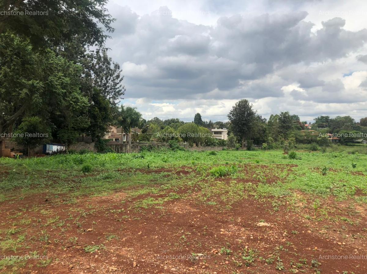 Land in Runda - 7