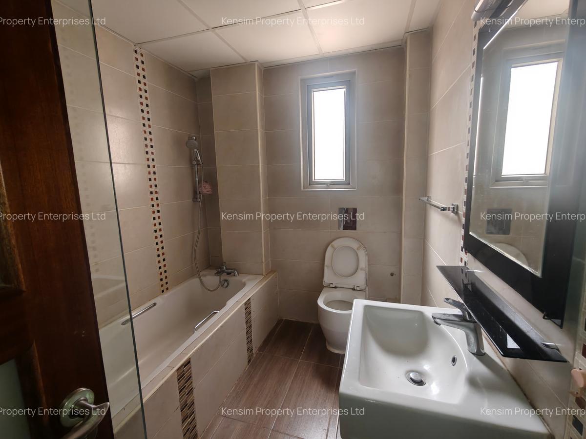 4 Bed Townhouse with En Suite in Lavington - 5