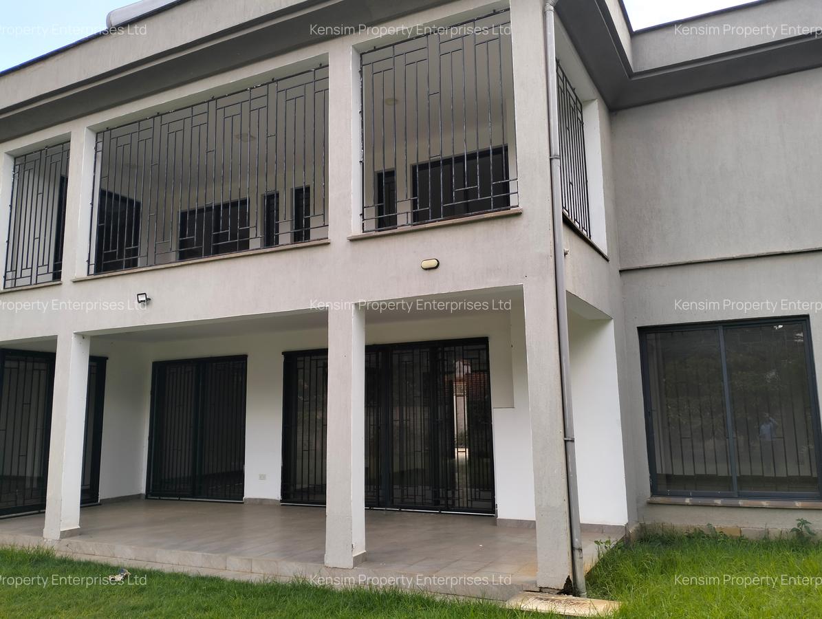 6 Bed Townhouse with En Suite in Lavington - 9